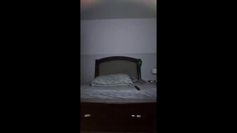 Snapshot of icarra413 chatting on 06/07/26, 05:00 icarra413 online show from 06/07/26, 05:00