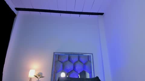 ice online show from 04/10/26, 09:25