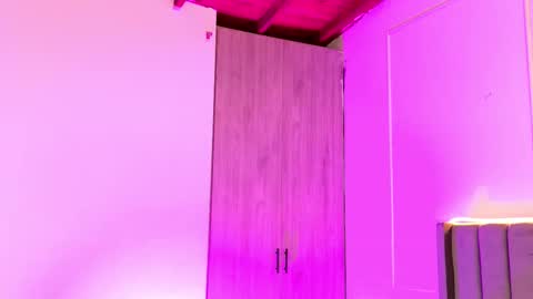 Crystall online show from 03/23/26, 02:59