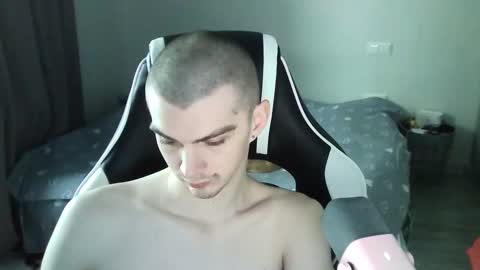 MAX online show from 01/31/25, 09:48