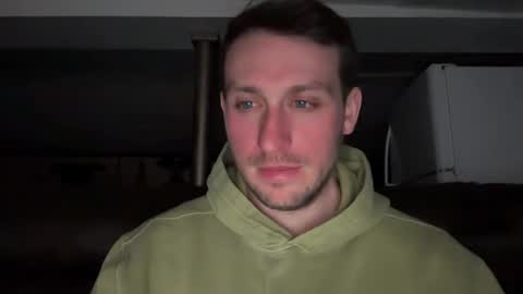 Snapshot of icecold890 chatting on 03/08/25, 05:17 icecold890 online show from 03/08/25, 05:17