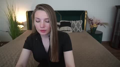 Danielle online show from 06/05/26, 06:52
