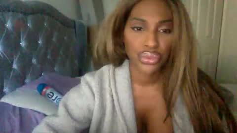 Snapshot of icedcoffeex chatting on 02/05/25, 12:20 icedcoffeex online show from 02/05/25, 12:20