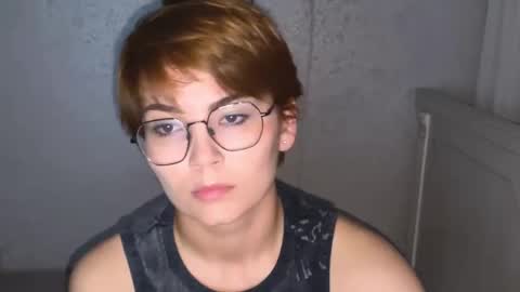 Snapshot of iceeheart chatting on 09/19/25, 08:31 Ksenia online show from 09/19/25, 08:31