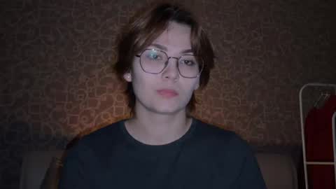 Snapshot of iceeheart chatting on 12/21/25, 07:21 Ksenia online show from 12/21/25, 07:21