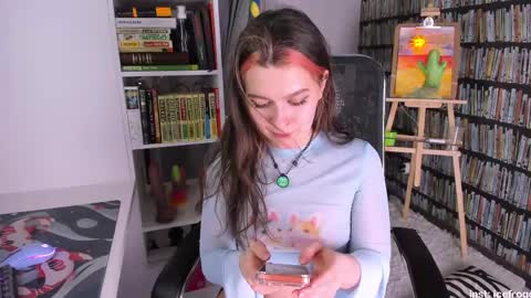 Julia online show from 05/06/26, 08:03