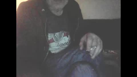 Snapshot of icemandude chatting on 02/01/25, 10:44 icemandude online show from 02/01/25, 10:44