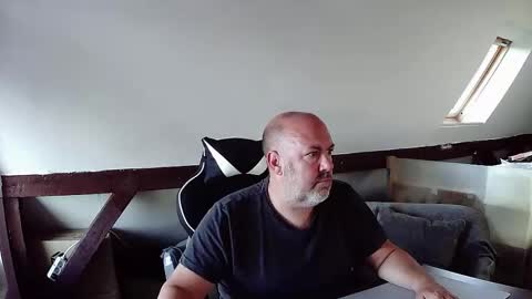 iceoli123 online show from 09/16/25, 04:08