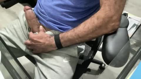 icewoodg online show from 10/23/25, 09:02