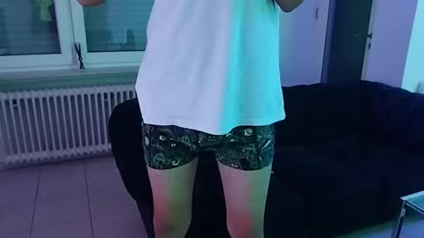 Snapshot of icheinfachich13 chatting on 09/18/25, 01:18 icheinfachich13 online show from 09/18/25, 01:18