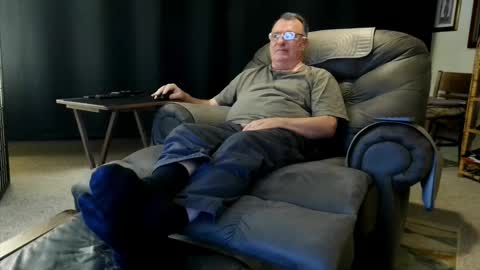 Christopher online show from 09/28/25, 02:28