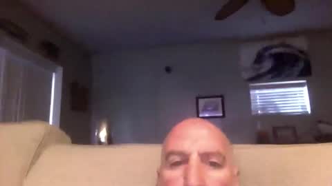 icumming online show from 04/18/26, 11:03