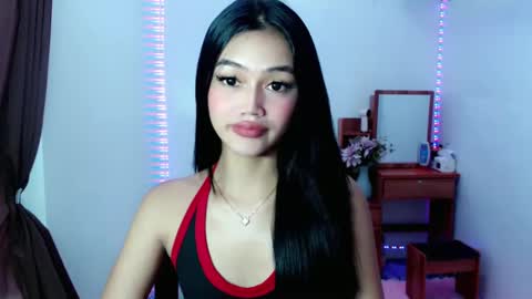 icy_19 online show from 02/10/25, 08:09