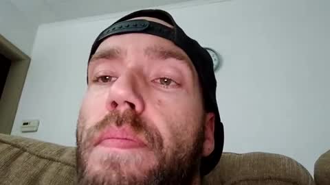 Snapshot of icyfucktoy chatting on 12/05/24, 06:32 icyfucktoy online show from 12/05/24, 06:32