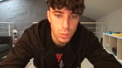 Snapshot of icyninesix chatting on 01/25/25, 02:58 icyninesix online show from 01/25/25, 02:58