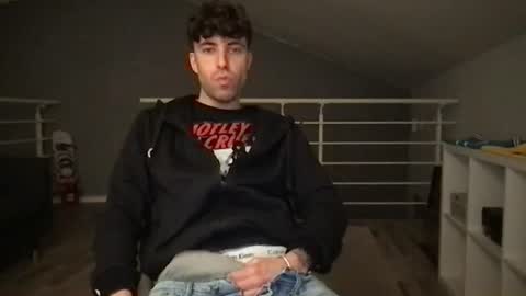 Snapshot of icyninesix chatting on 01/25/25, 07:39 icyninesix online show from 01/25/25, 07:39