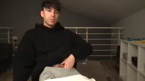 Snapshot of icyninesix chatting on 02/06/25, 11:48 icyninesix online show from 02/06/25, 11:48