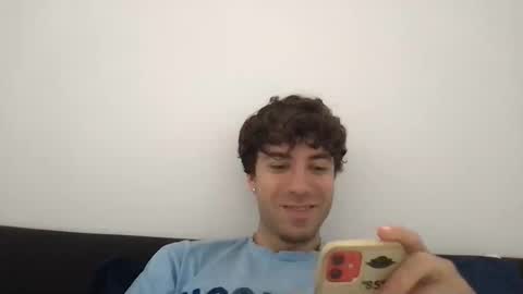 Snapshot of icyninesix chatting on 11/22/25, 01:48 icyninesix online show from 11/22/25, 01:48