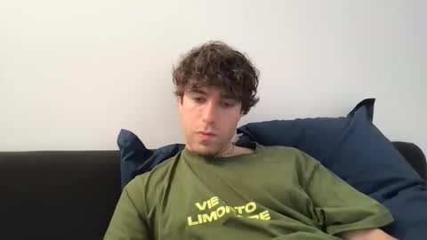 Snapshot of icyninesix chatting on 12/03/25, 08:45 icyninesix online show from 12/03/25, 08:45