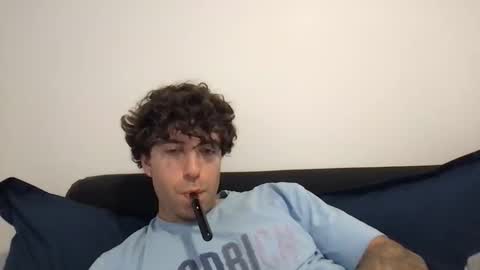 Snapshot of icyninesix chatting on 12/13/25, 07:53 icyninesix online show from 12/13/25, 07:53