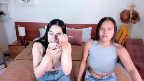 Snapshot of icysweetcam chatting on 10/10/25, 10:14 Icy online show from 10/10/25, 10:14