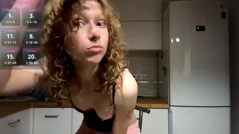 Snapshot of idellwold chatting on 04/15/26, 05:31 Sarah online show from 04/15/26, 05:31