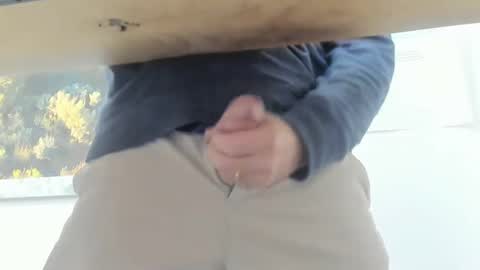 Snapshot of idfunguy2023 chatting on 11/20/25, 01:06 idfunguy2023 online show from 11/20/25, 01:06