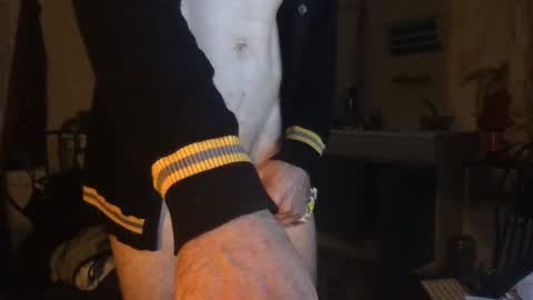 Snapshot of idksohorny chatting on 03/08/25, 06:32 idksohorny online show from 03/08/25, 06:32