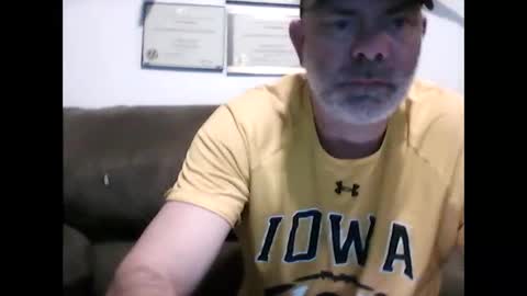 Snapshot of idkwhyidothis348732 chatting on 02/14/25, 12:14 idkwhyidothis348732 online show from 02/14/25, 12:14