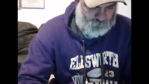 Snapshot of idkwhyidothis348732 chatting on 12/21/25, 06:15 idkwhyidothis348732 online show from 12/21/25, 06:15