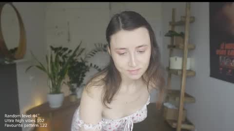 Snapshot of ifyouleave chatting on 11/05/25, 11:32 Belle online show from 11/05/25, 11:32