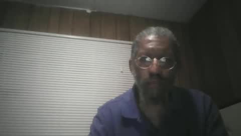 Snapshot of igasu chatting on 09/18/25, 06:04 igasu online show from 09/18/25, 06:04