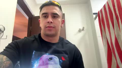Snapshot of igor_scott chatting on 07/17/26, 04:23 Igor scott online show from 07/17/26, 04:23