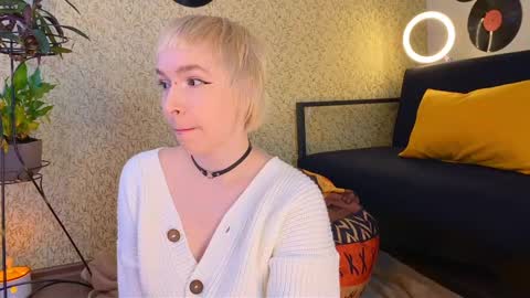 Emmy  help me reach 100 thumbs up online show from 02/24/25, 06:05