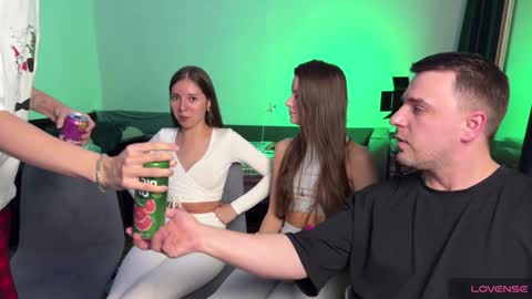 Julia and Mira online show from 01/29/25, 05:02