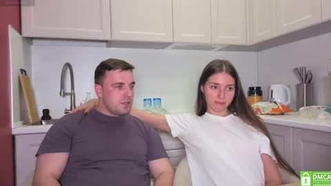 Julia and Mira online show from 09/10/25, 06:08