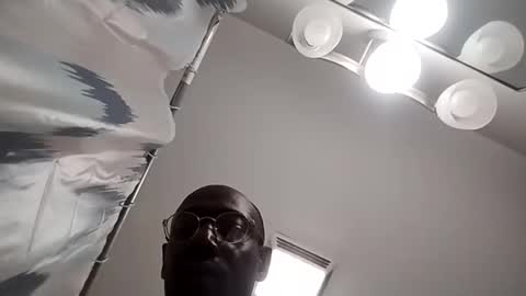 ihktqjtwzczh online show from 03/01/26, 03:08