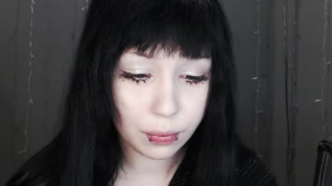 iiiiiiis online show from 03/30/26, 07:37