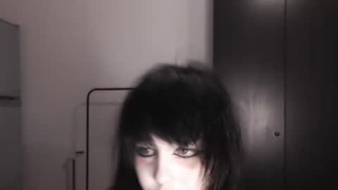 iiiiiiis online show from 07/17/26, 01:12