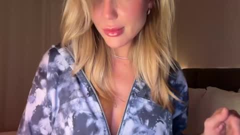 Ivy online show from 01/21/25, 02:22