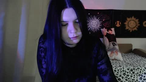 Vella online show from 04/05/26, 12:35