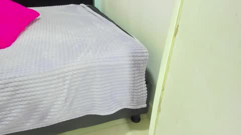 Isabella online show from 10/02/25, 01:07