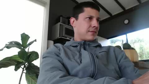 Snapshot of ijustjerk chatting on 12/01/24, 09:48 ijustjerk online show from 12/01/24, 09:48