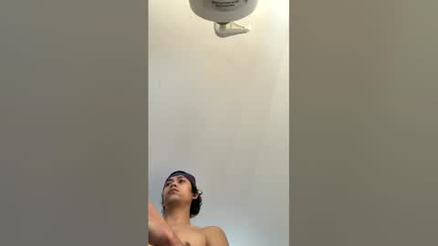 Snapshot of ikaikagora00 chatting on 02/18/26, 03:19 ikaikagora00 online show from 02/18/26, 03:19