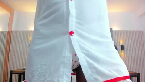 Snapshot of ikia_lopez chatting on 10/31/25, 07:48 ikia lopez online show from 10/31/25, 07:48