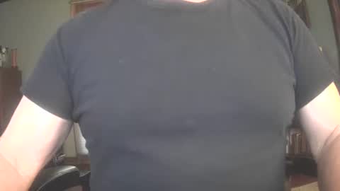 il_undercover online show from 10/26/25, 12:33