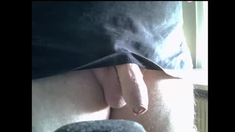 ilconte81 online show from 11/17/25, 12:33