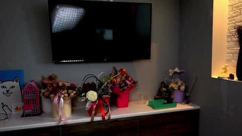 ileanacampbel online show from 02/03/25, 07:51