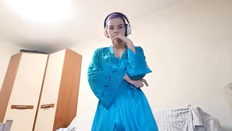 Snapshot of ilianabilly chatting on 01/31/26, 07:11 Aurora online show from 01/31/26, 07:11