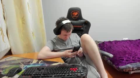 iliaskris online show from 12/15/25, 01:59